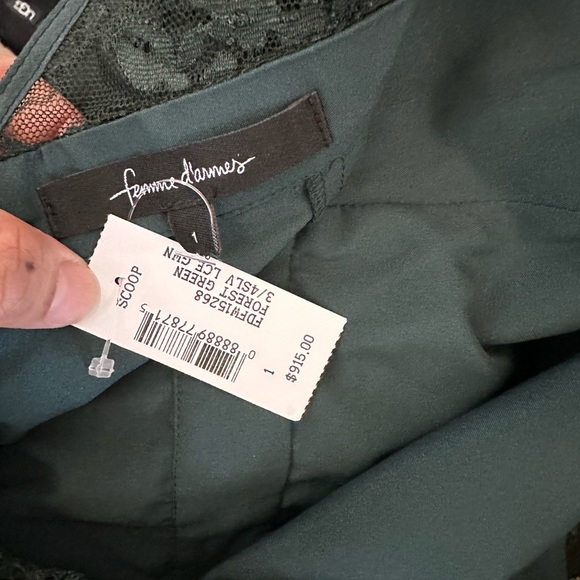 NWT Femme D’armes Bailey Lace Embroidered Gown sz 1 - Picture 2 of 9